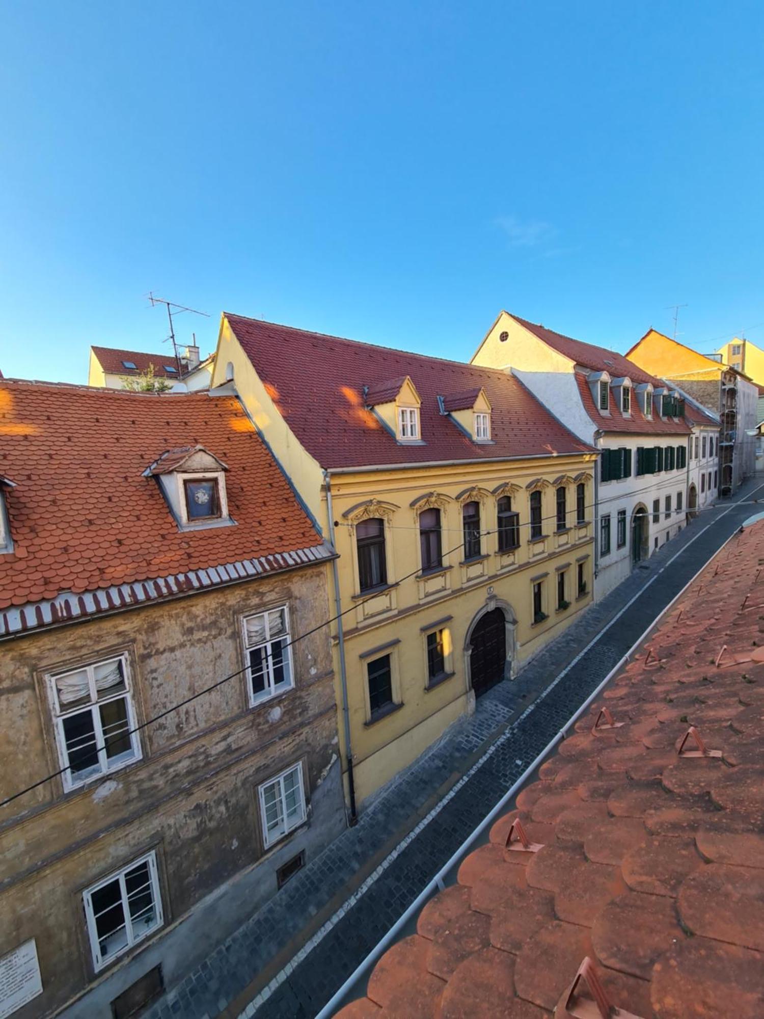 Old Town Cabin Apartment Zagreb Luaran gambar